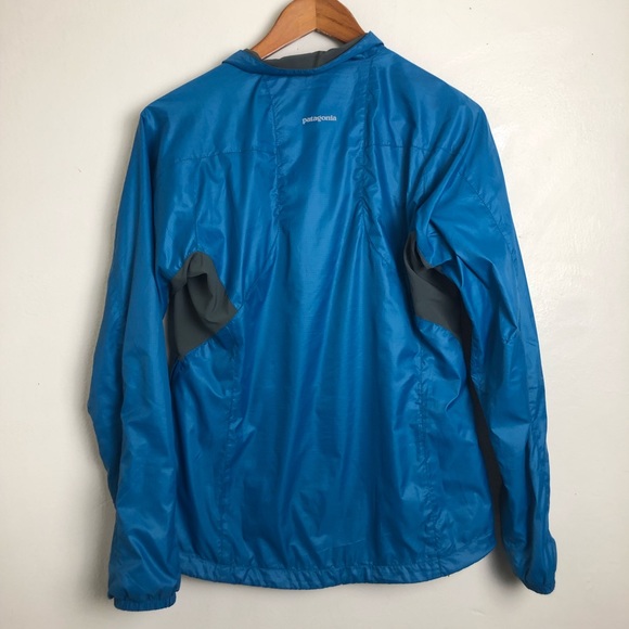 Women’s Patagonia Running Jacket - Picture 2 of 6